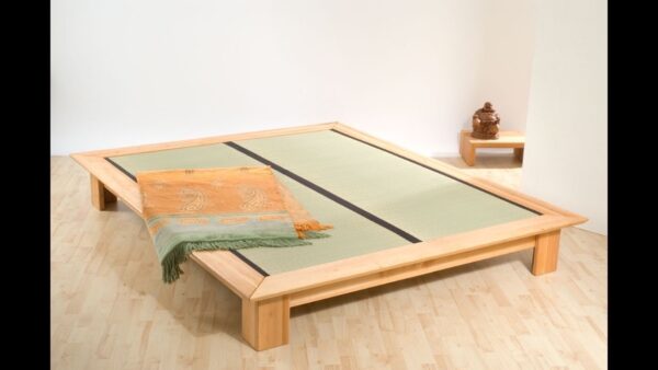 # j^2 Japan Bett – Bild 2